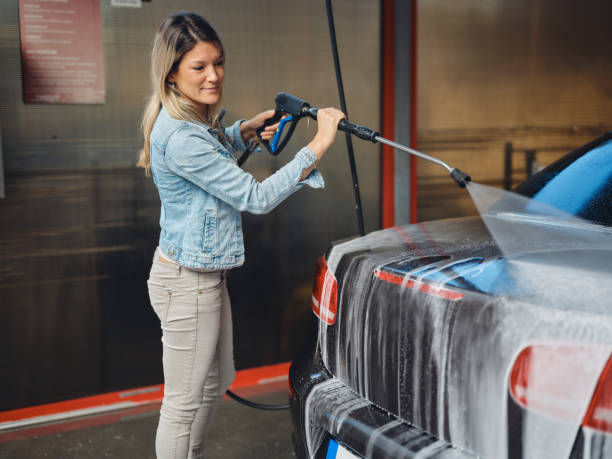 Best Roof Power Washing Services  in Jnstown, OH